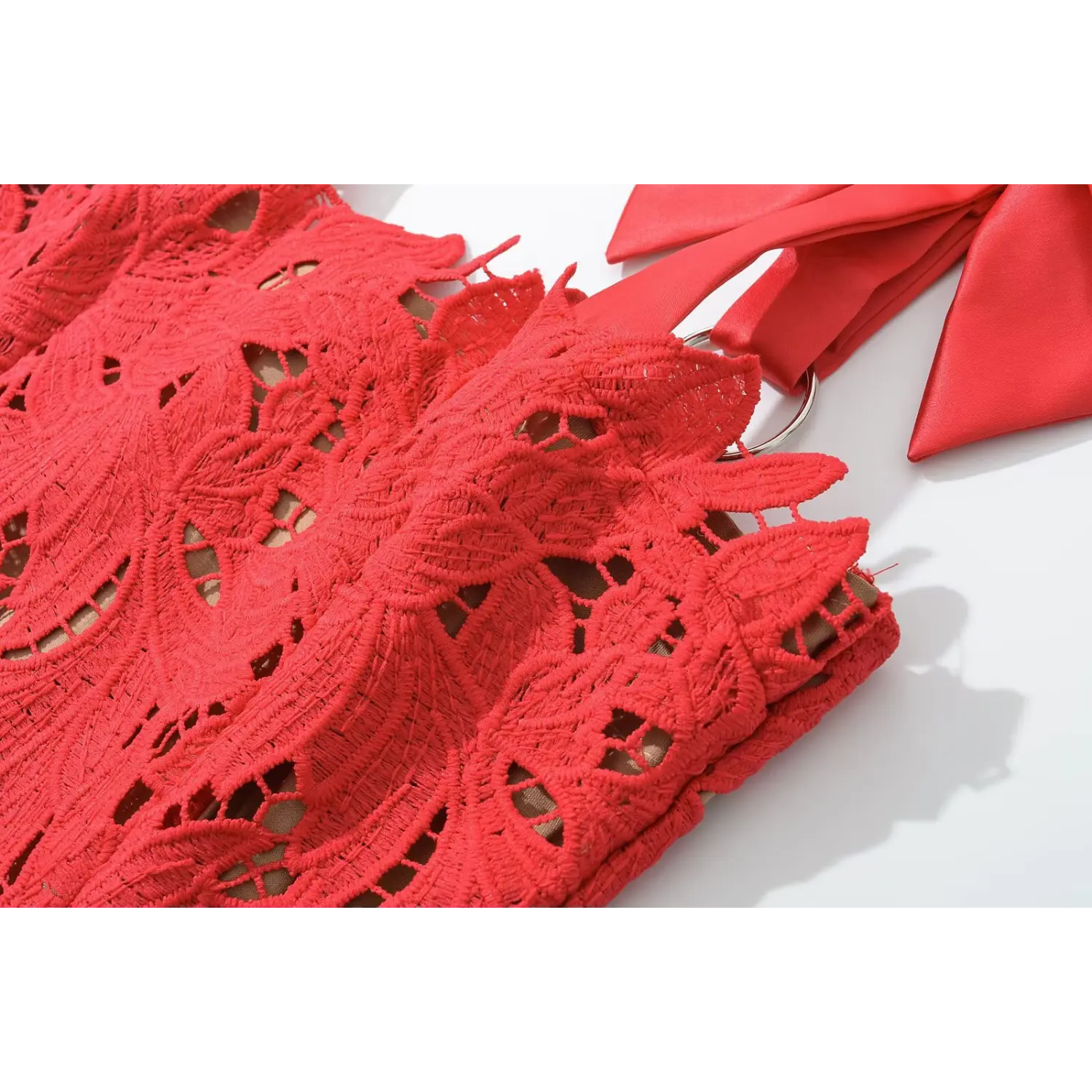3D floral hollow water-soluble lace fabric macro flat close-up, full flower cutout texture stiff wrinkle-resistant breathable party dress cloth shot