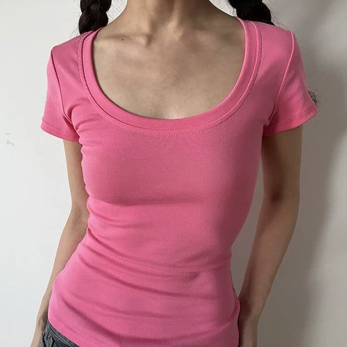Model front photo of hot pink U-neck ribbed slim fit short sleeve everyday top