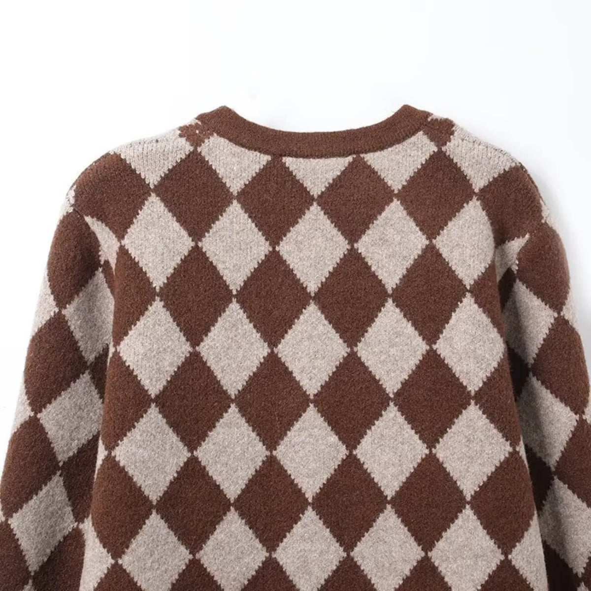 Close-up of back neckline