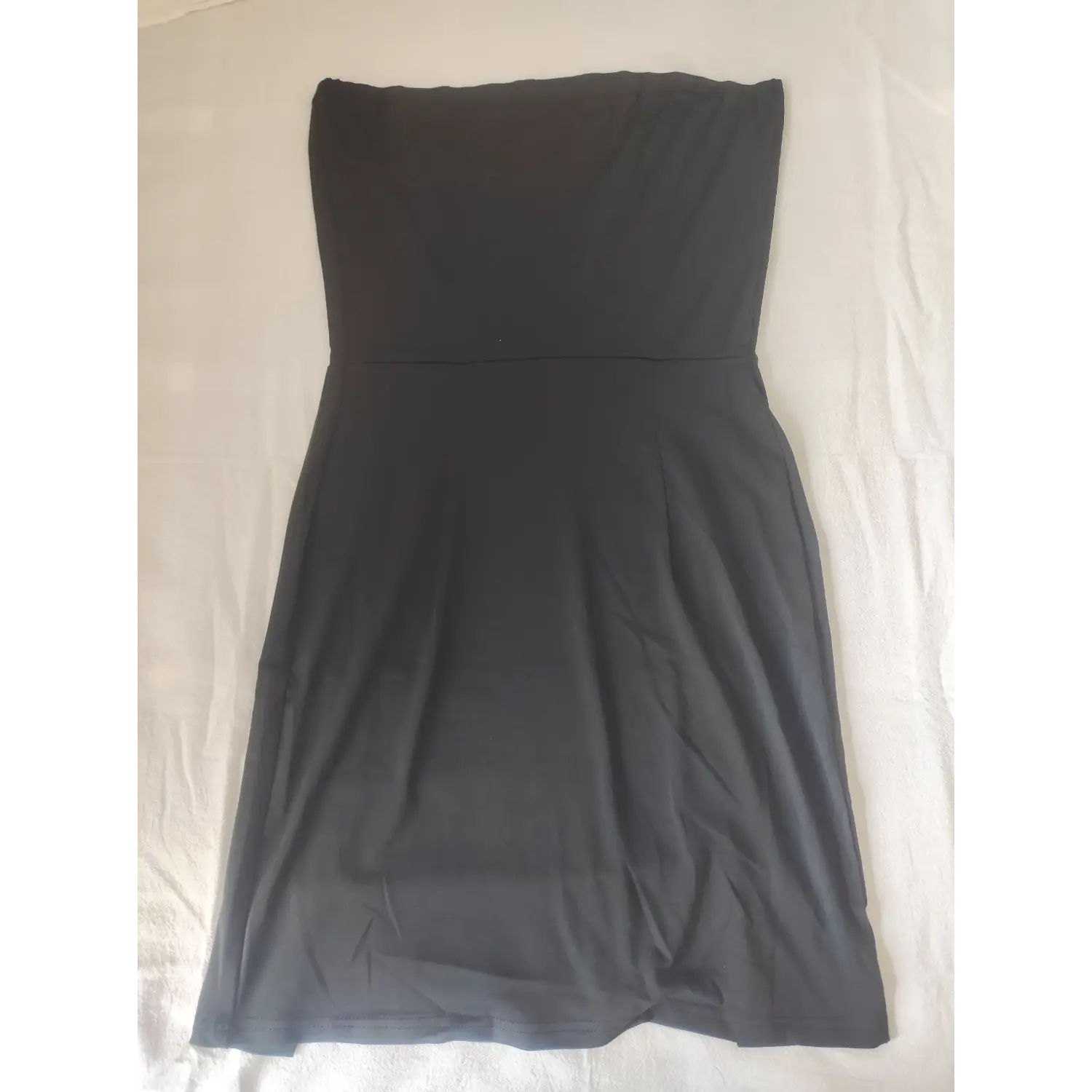 Full flat lay back view black strapless bodycon mini dress | Detail