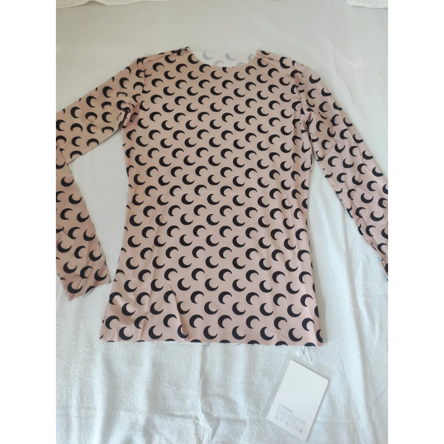 beige crescent moon print long sleeve top flat view | Detail