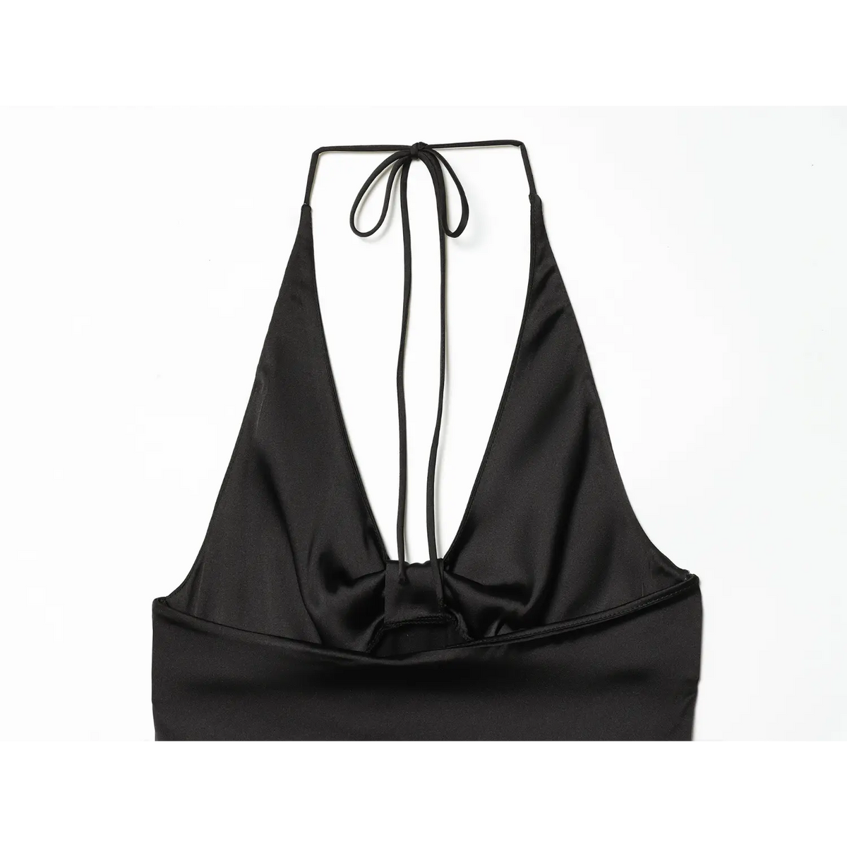 Close-up of back halter tie detail