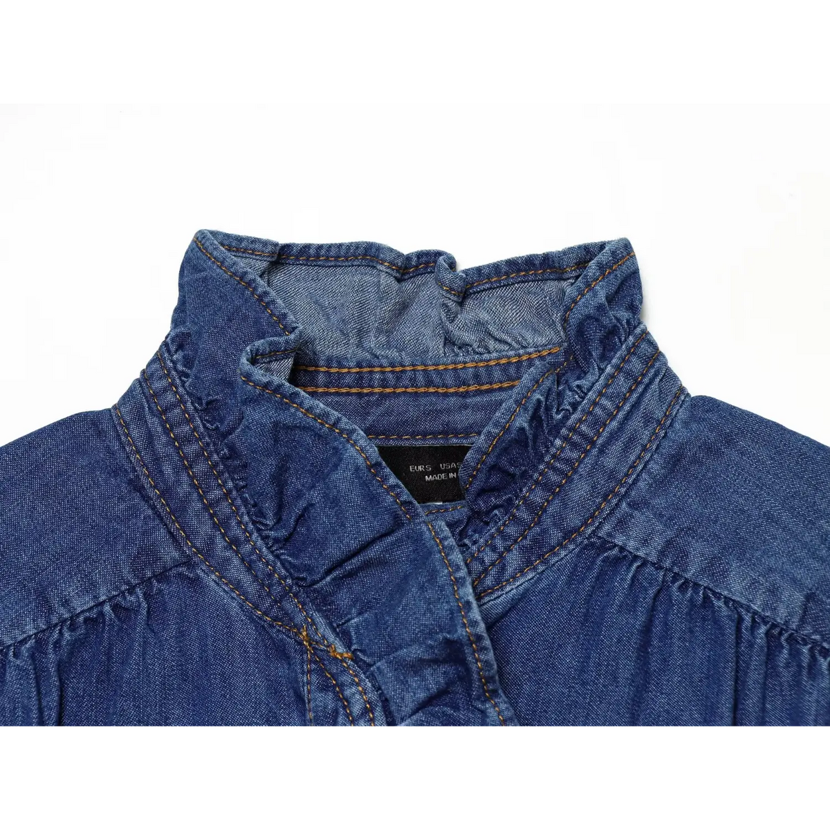 Close-up of inner collar with size label and contrast stitching