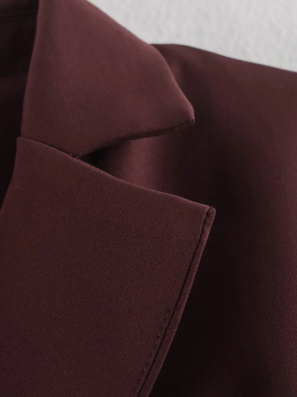 Close-up of lapel edge stitching
