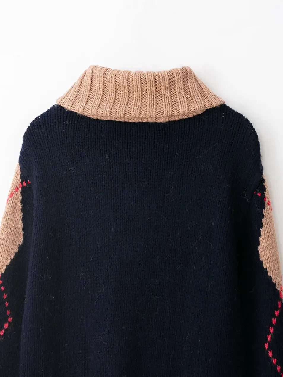 Close-up of back ribbed turtleneck collar