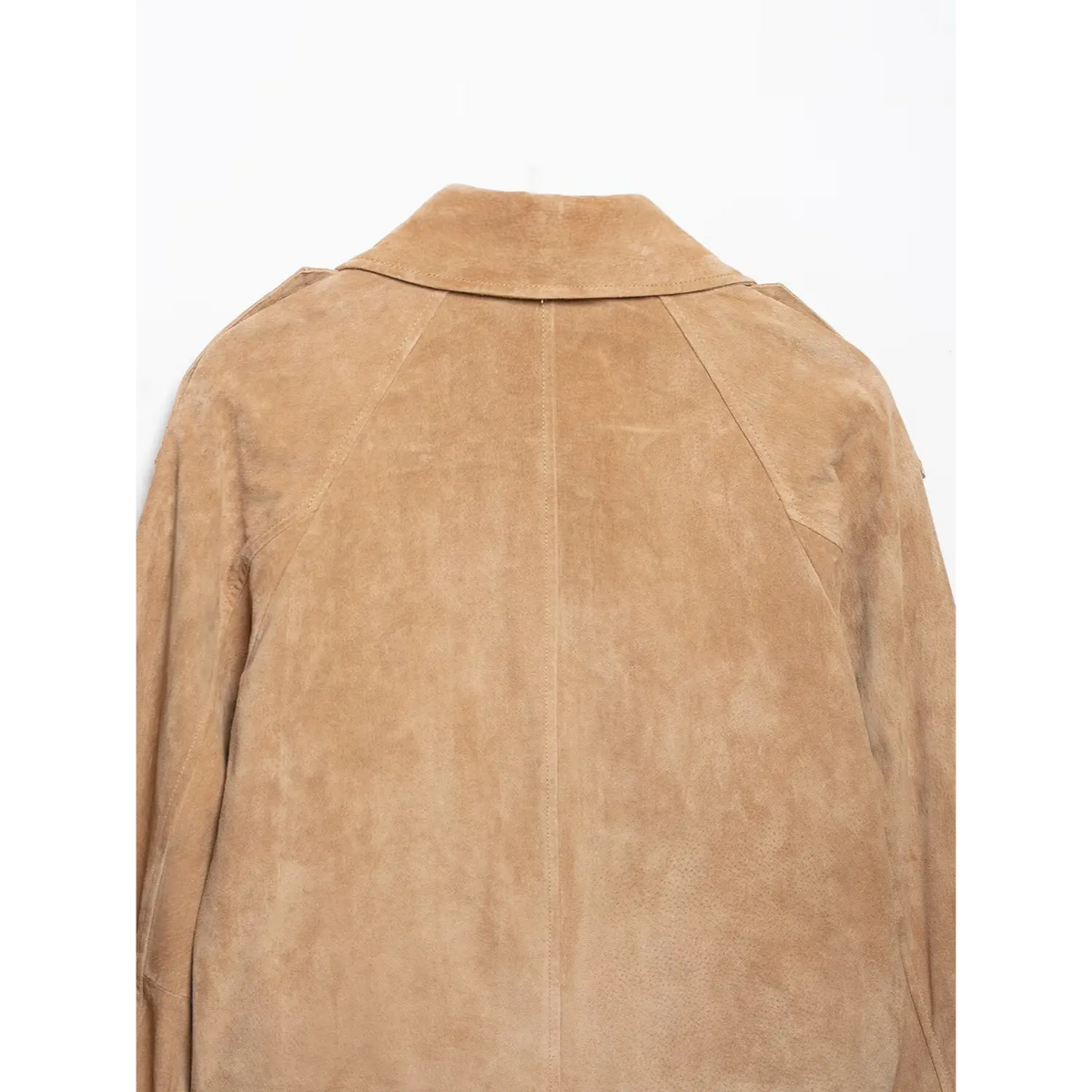 Close-up of centre back seam and collar