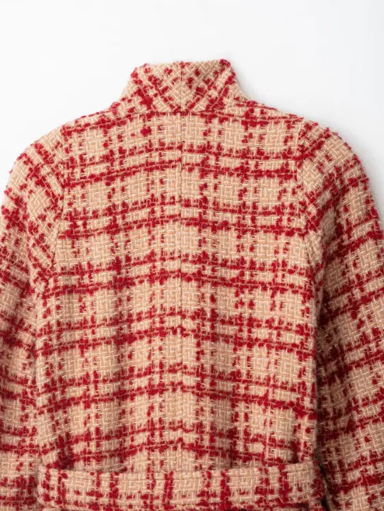 Close-up of back stand collar tweed