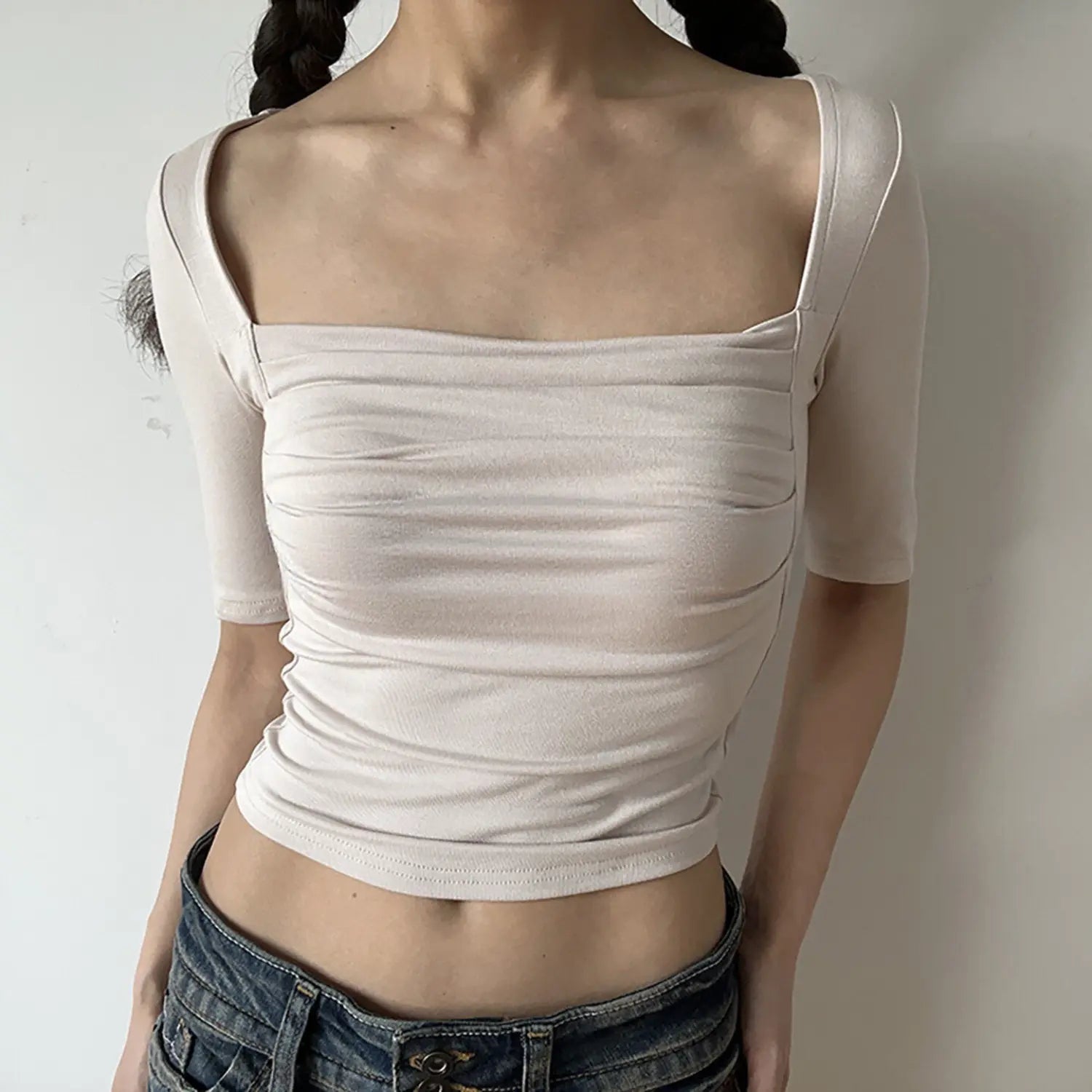 Cream white square neck cropped t shirt, side ruched waist midi short sleeve stretch slim women everyday top