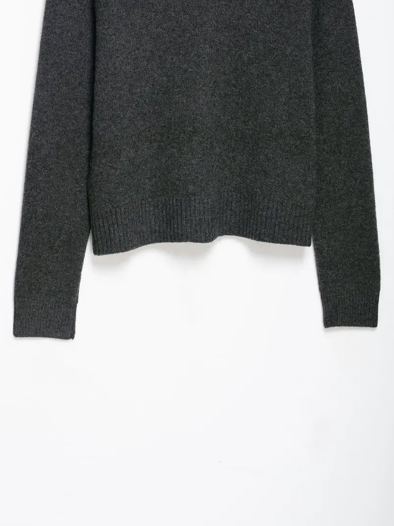 Close-up of back ribbed hem and cuffs
