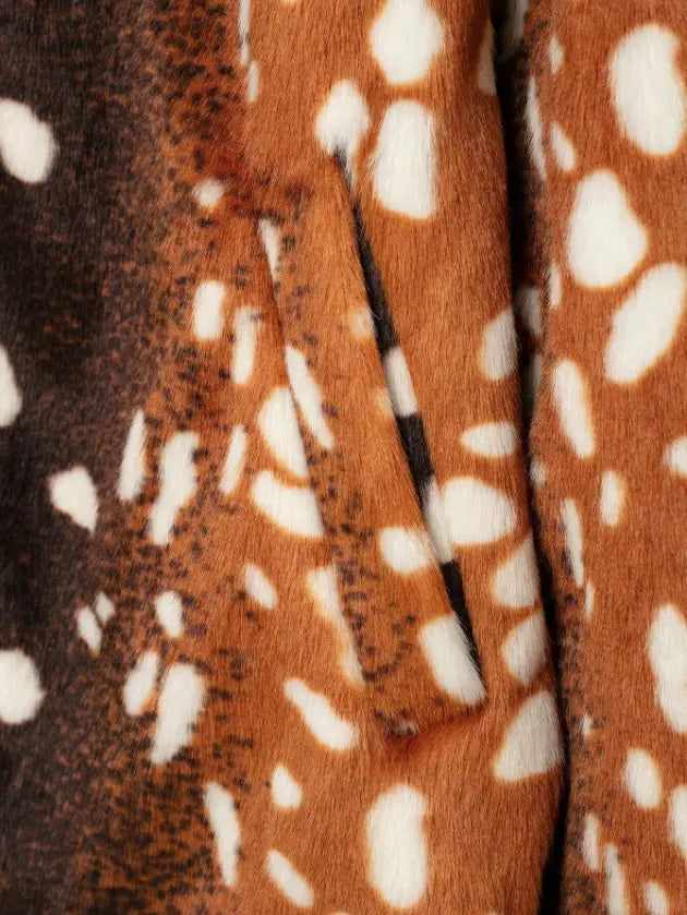 Macro close-up of slant pocket slit
