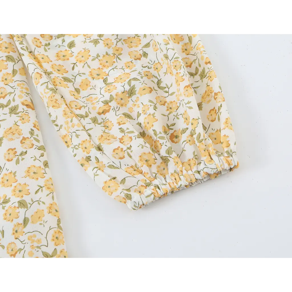 Close-up of elasticated puff sleeve cuff