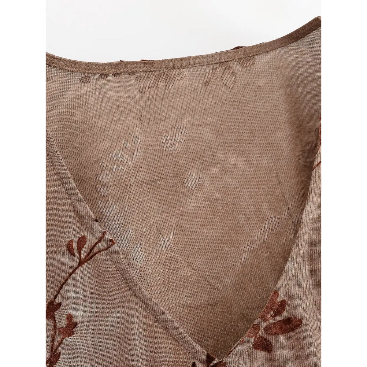 Close-up of back neck ribbing