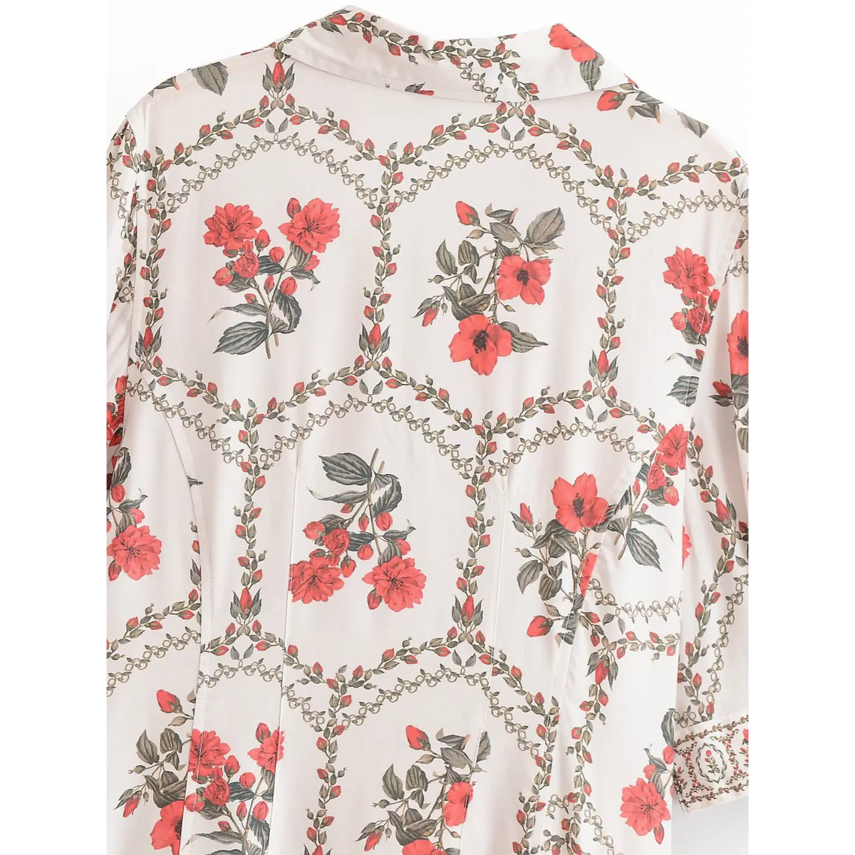 Upper back closeup of floral maxi dress, vintage red flower chain print and subtle waist dart detailing