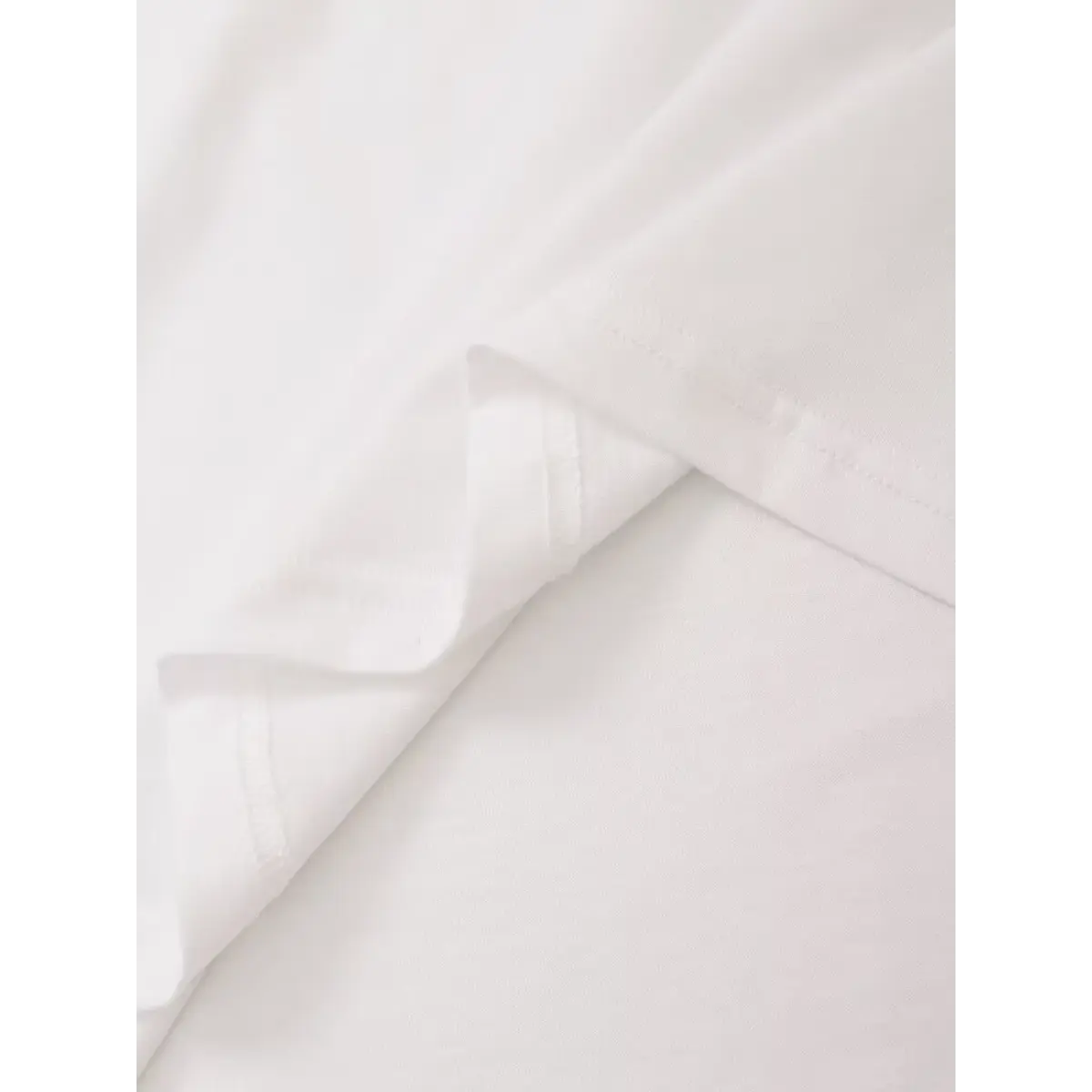 Blank solid back view loose fit short sleeve casual white jersey tee