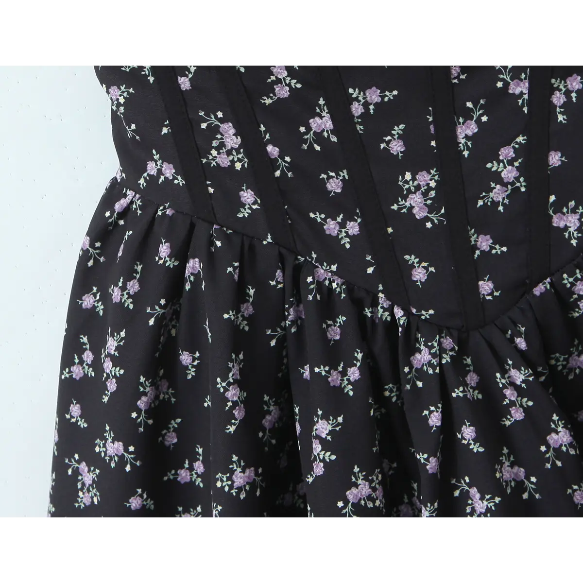 Gathered A-line skirt finished hem stitching detail