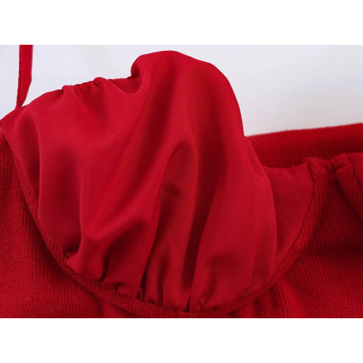 Full gathered flare peplum hem stretch red rib knit bottom edge