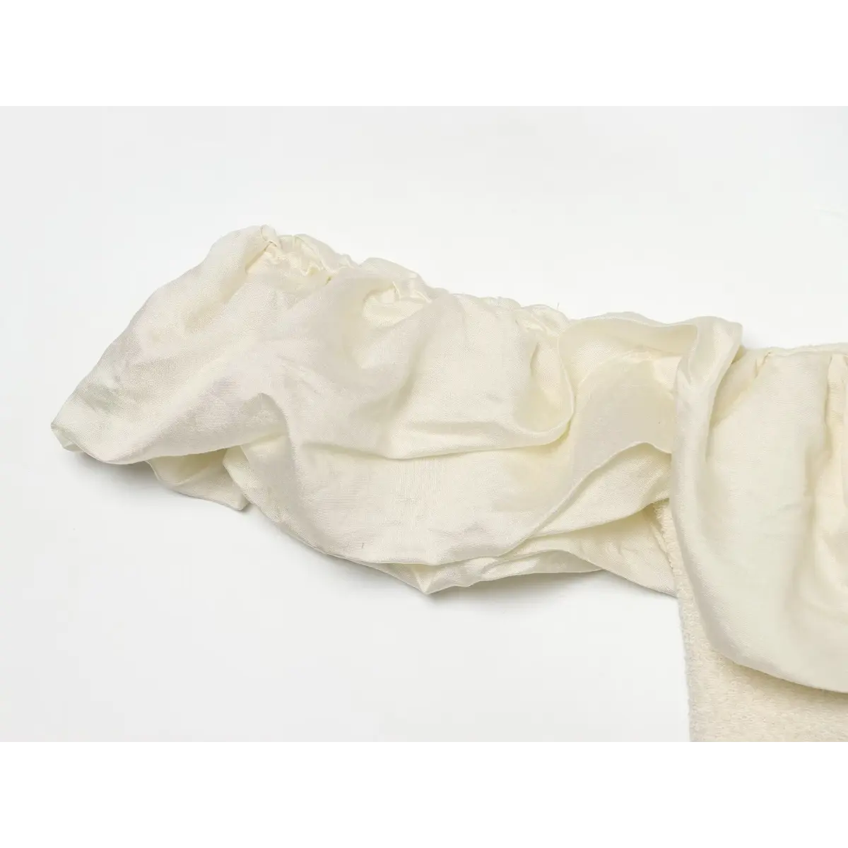 Folded close of elastic gathered glossy satin ruffle trim