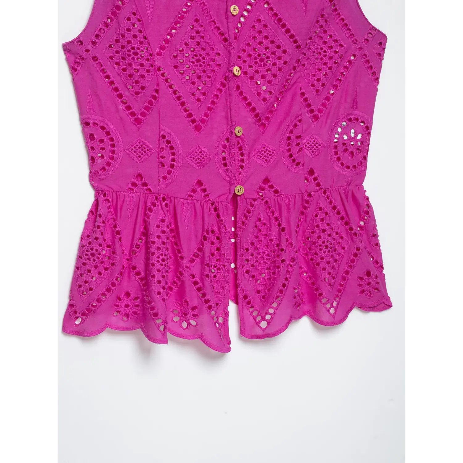  Peplum ruffle hem and scalloped edge detail of hot pink eyelet blouse