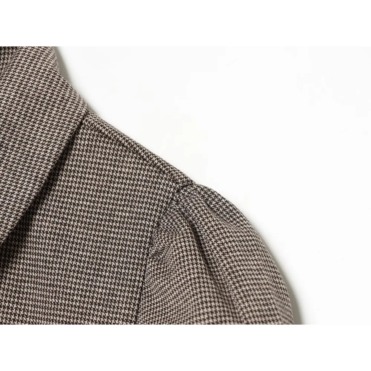 Close-up of puff sleeve shoulder gather
