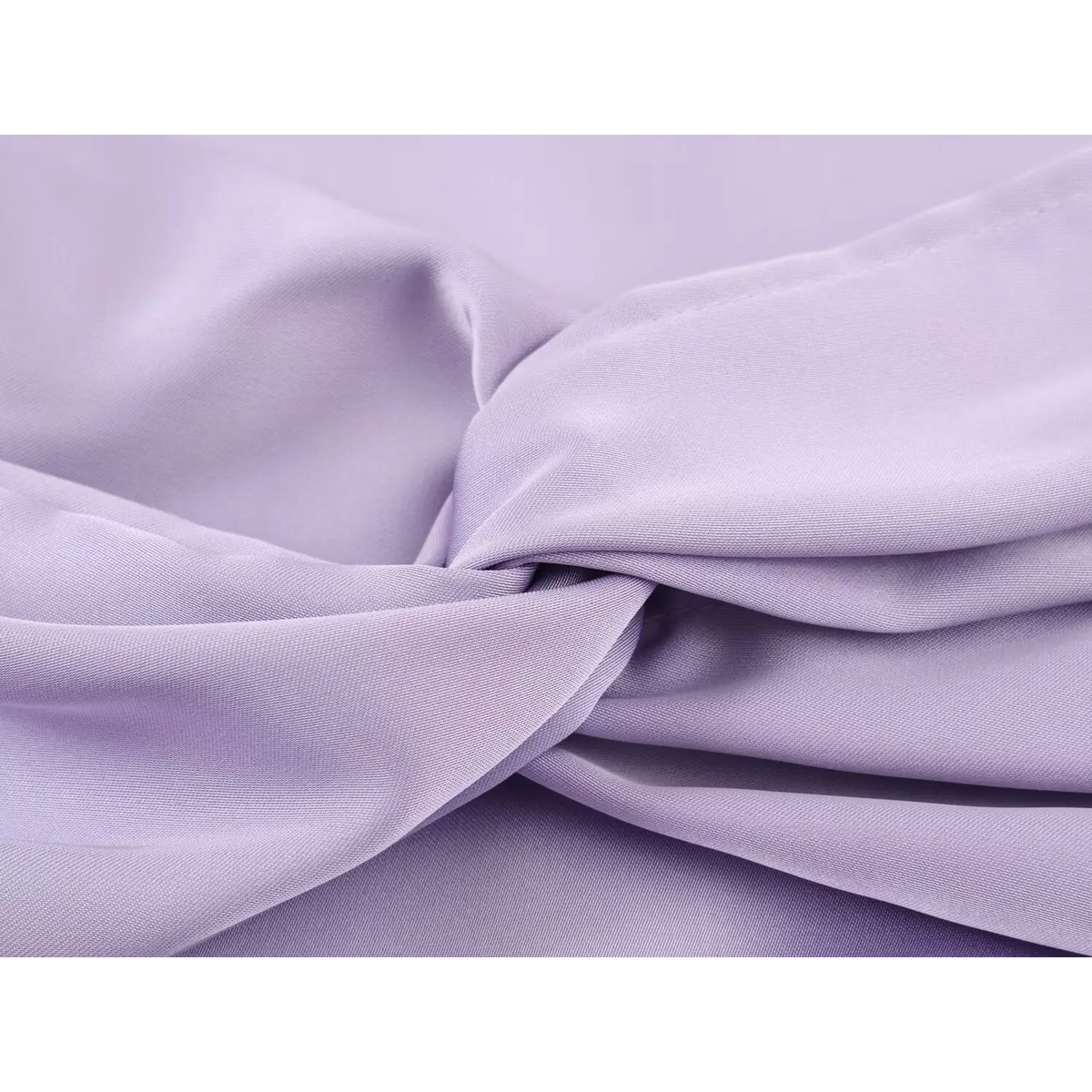 Close-up of twisted wrapped waist detail