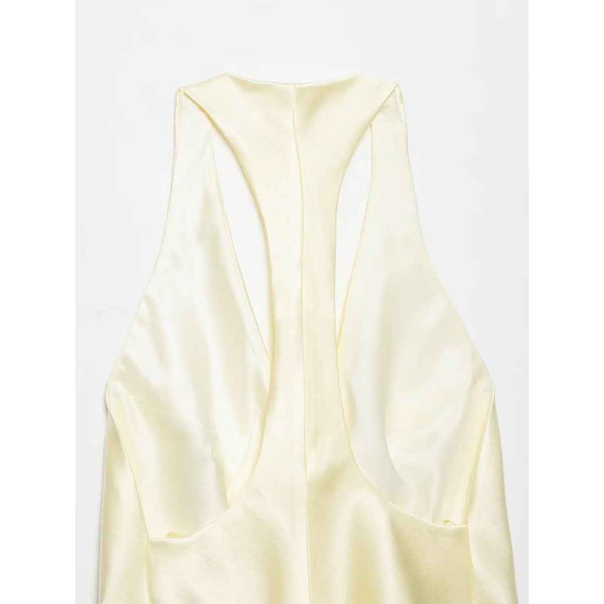 Close-up of racerback back design