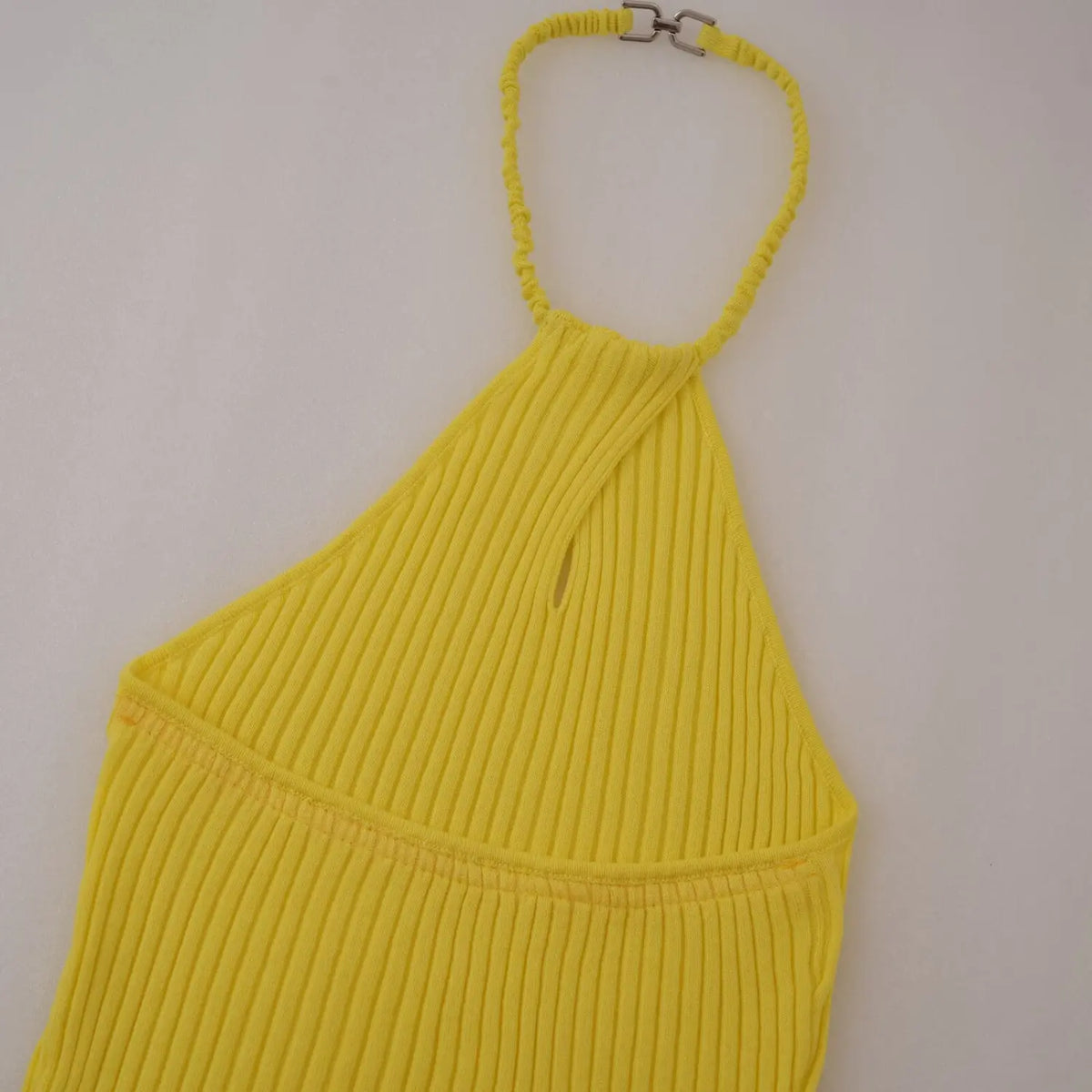 Close-up of back neck strap and upper back