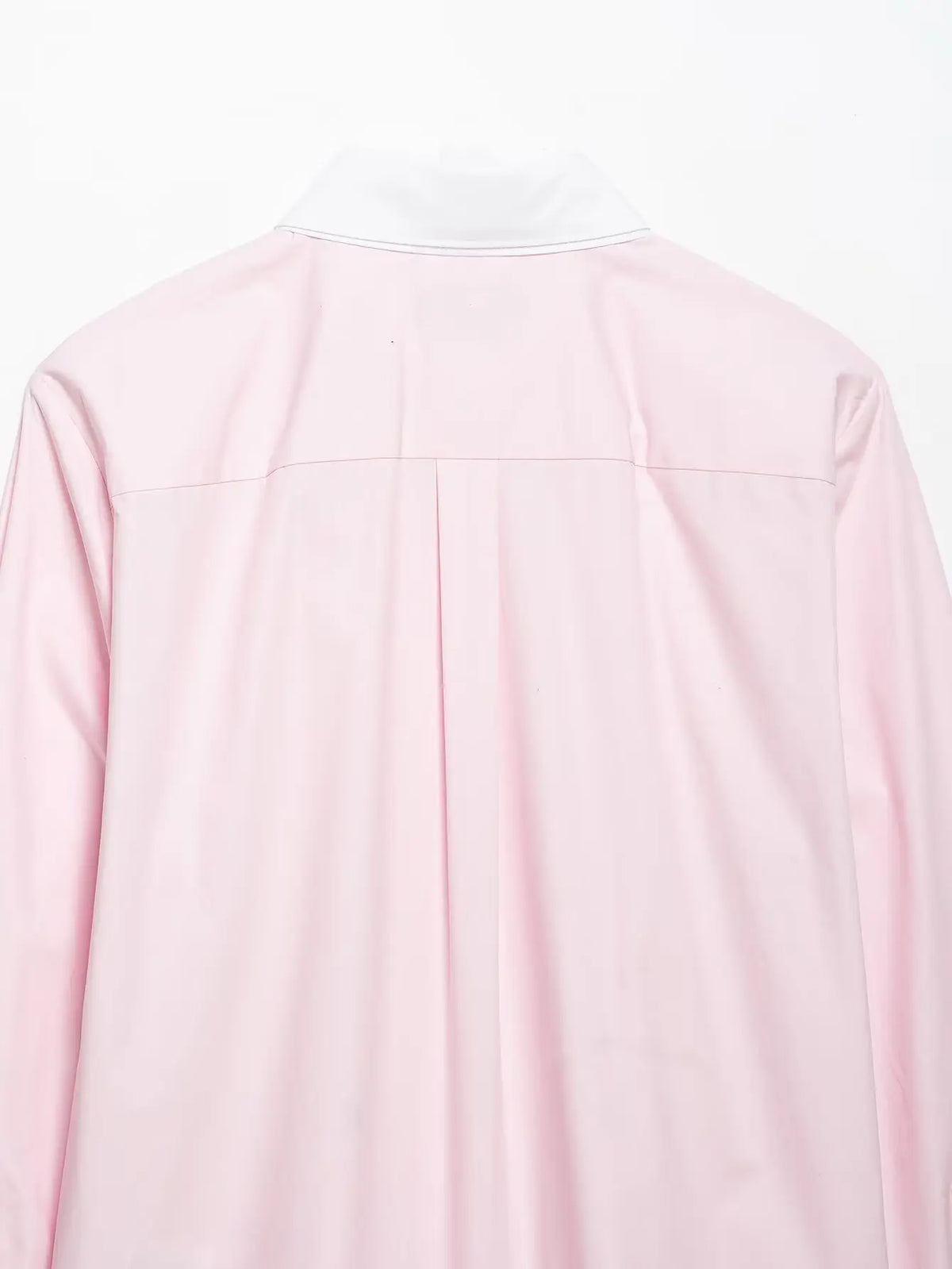 Close-up of back yoke and center pleat