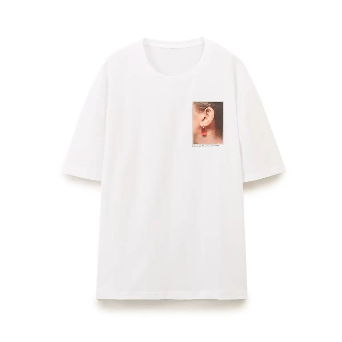 Dummy model wearing oversized earring print crew neck casual cotton t-shirt