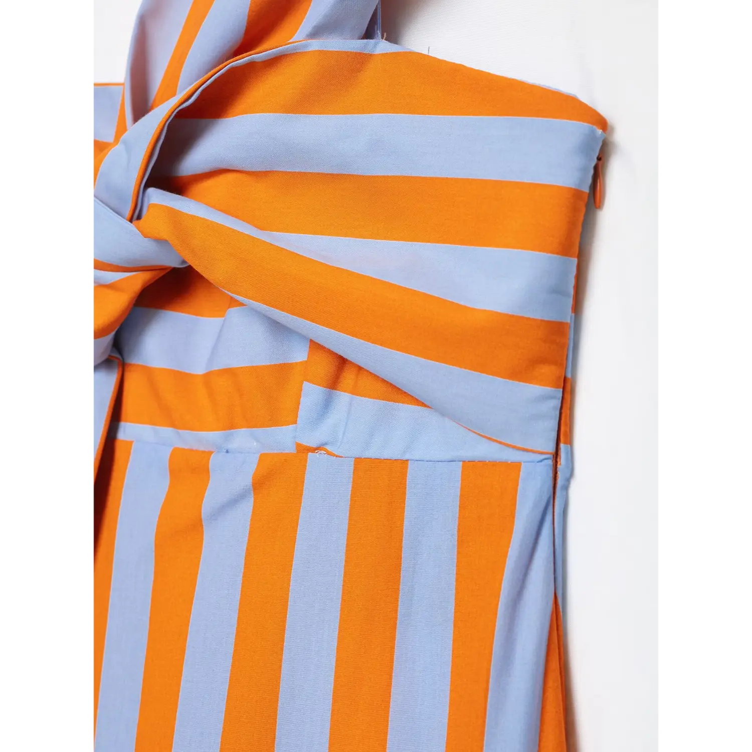 Side invisible zipper detail on striped spaghetti strap maxi dress bust side seam