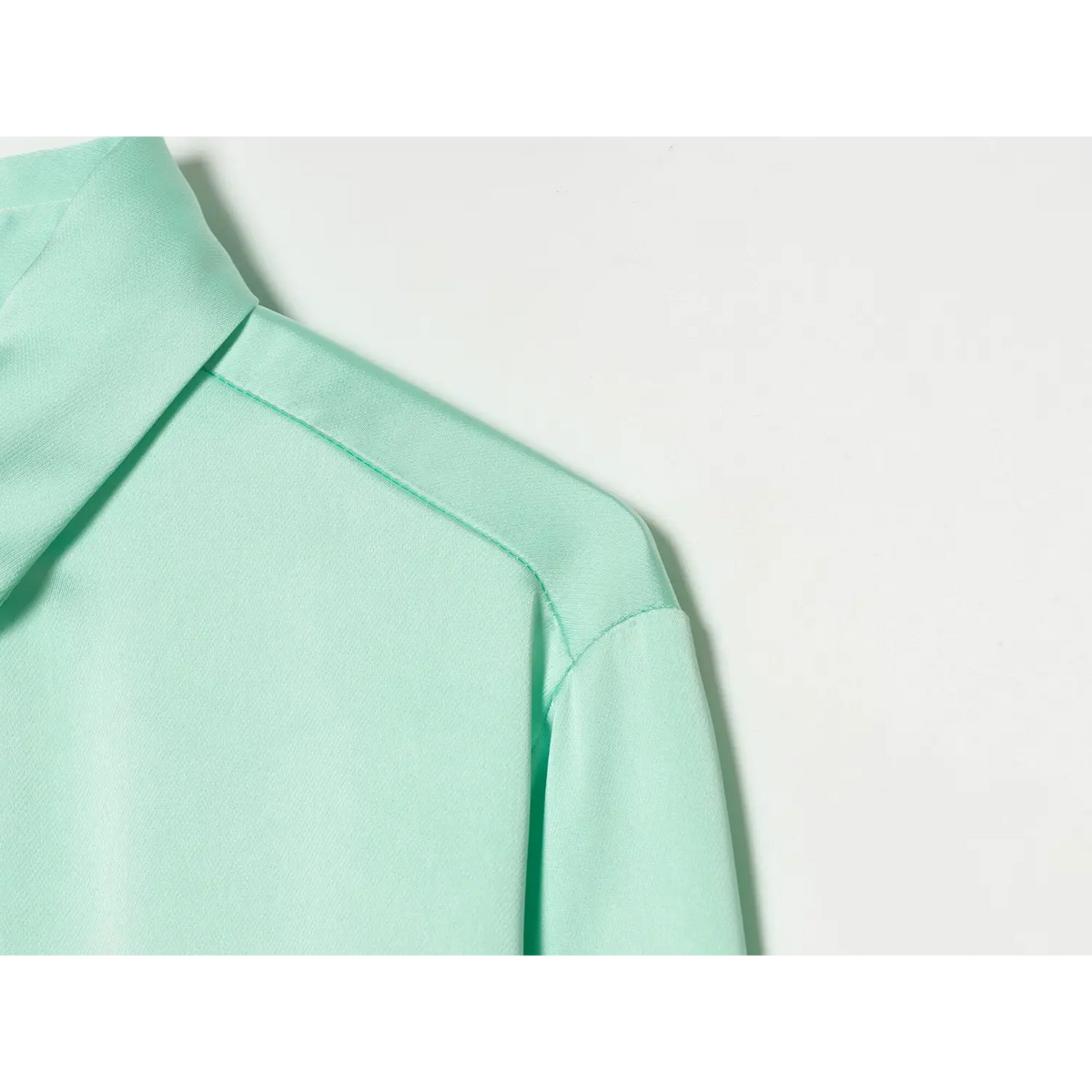 Close-up of shoulder seam detail