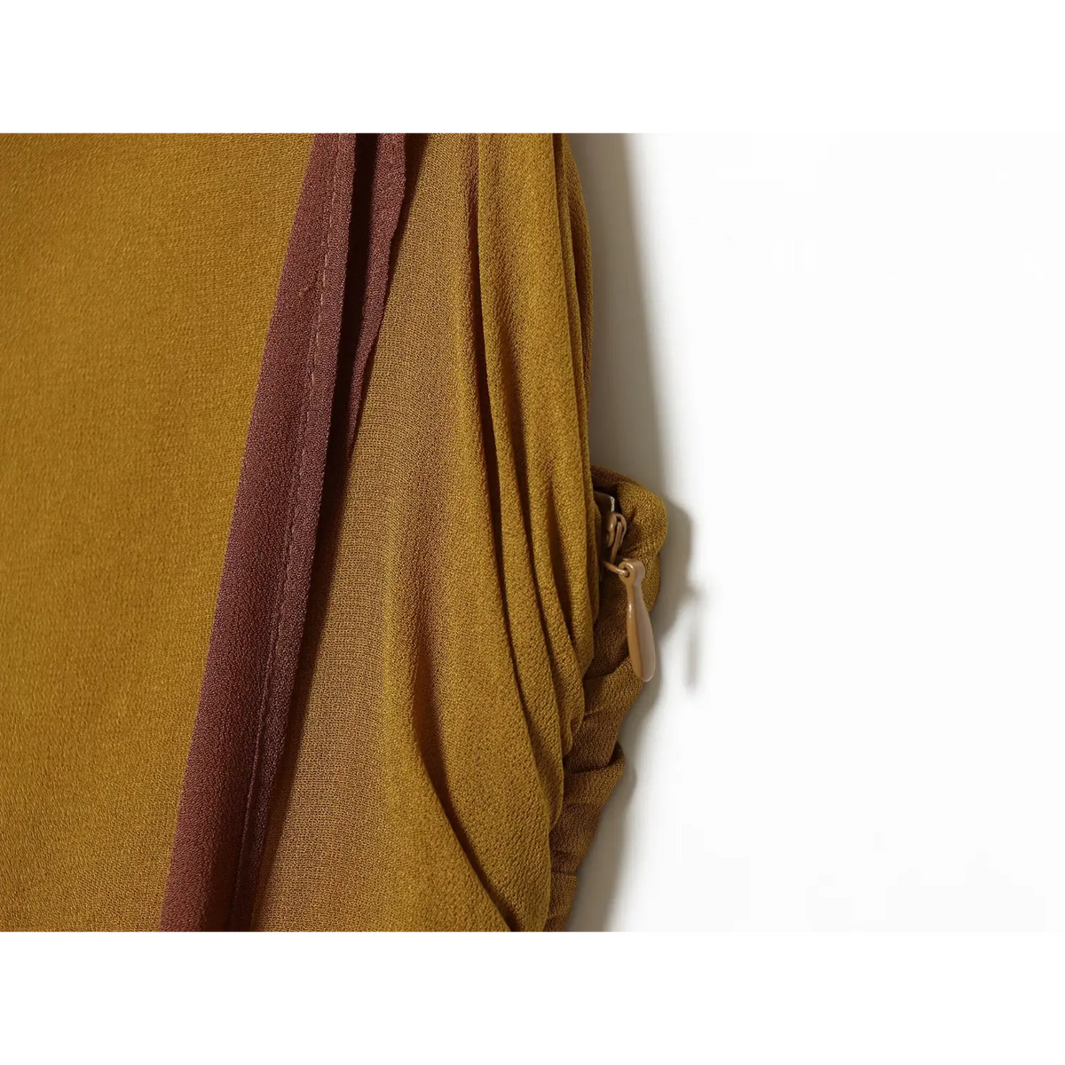 Close-up of side invisible zipper