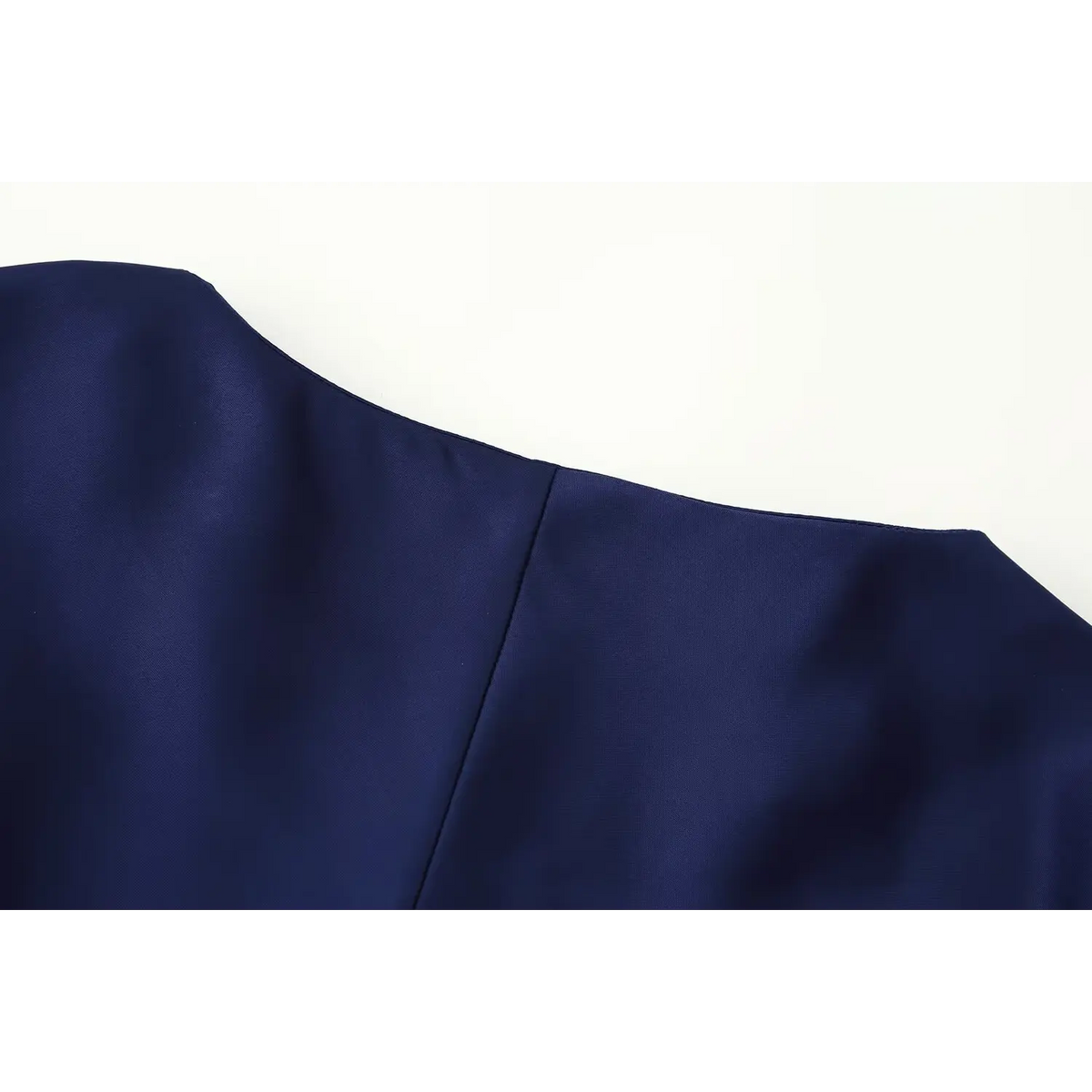 Close-up of back neckline and shoulder seam