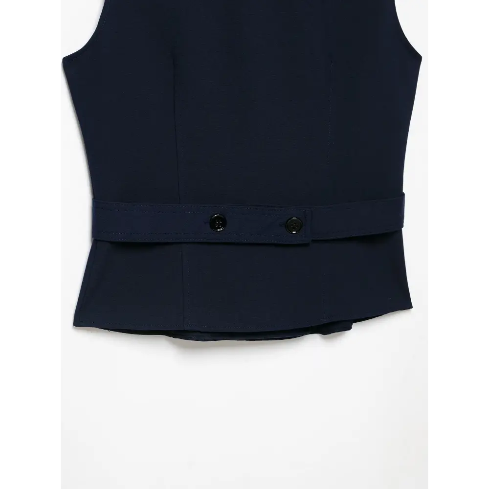 Close-up of back waist tab with buttons