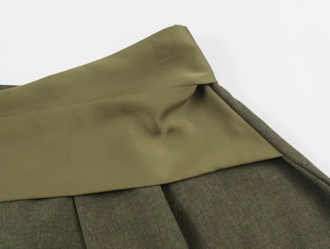 Close-up of crossover wrap waistband