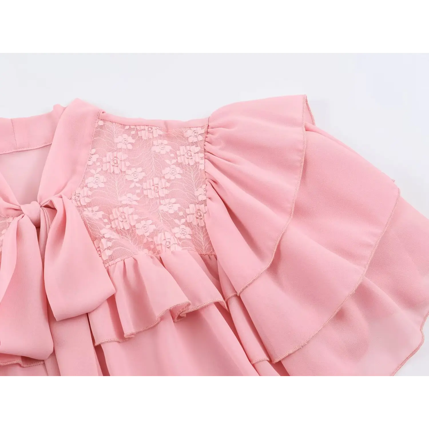 Shoulder & sleeve closeup, two layers tiered flutter sleeve, chiffon gathered sleeve construction