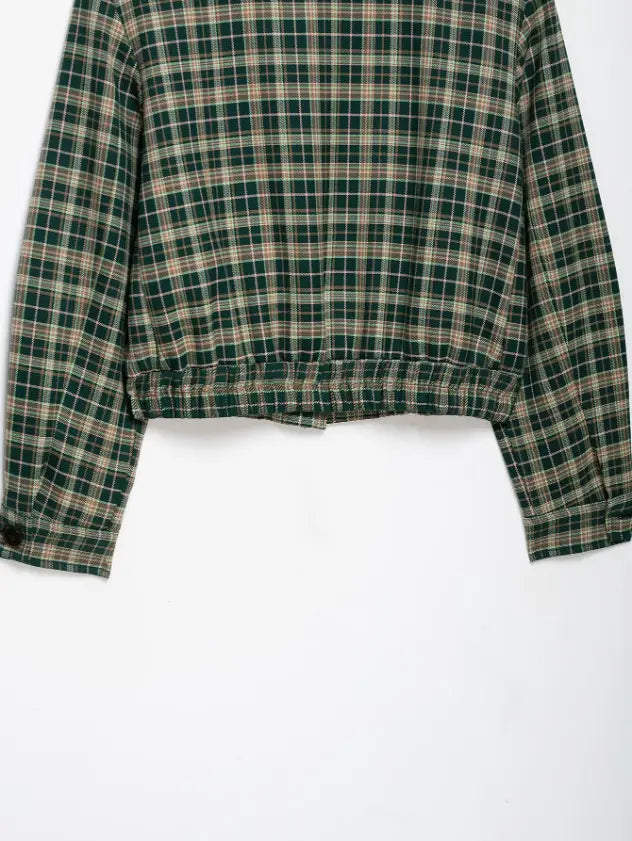 Close-up of back elastic hem