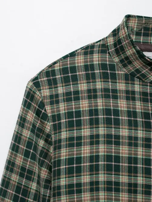 Close-up of shoulder and collar