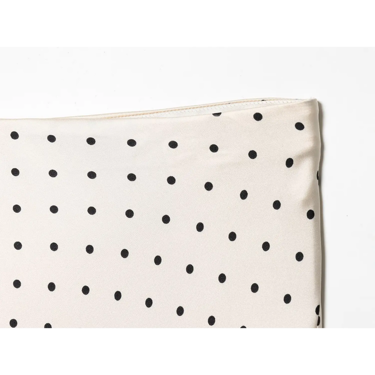 Close-up of waistband edge stitching