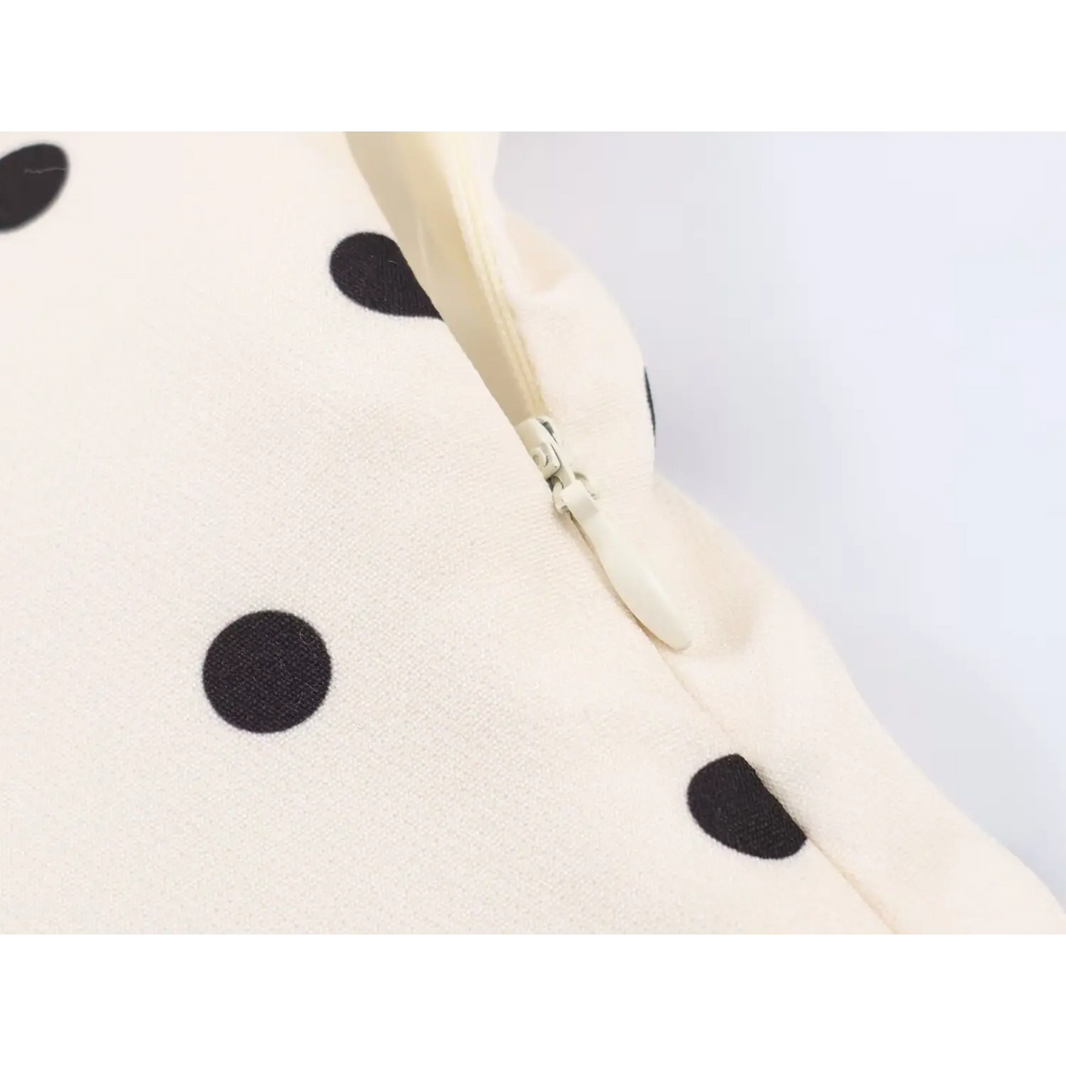 Close-up of side invisible zipper