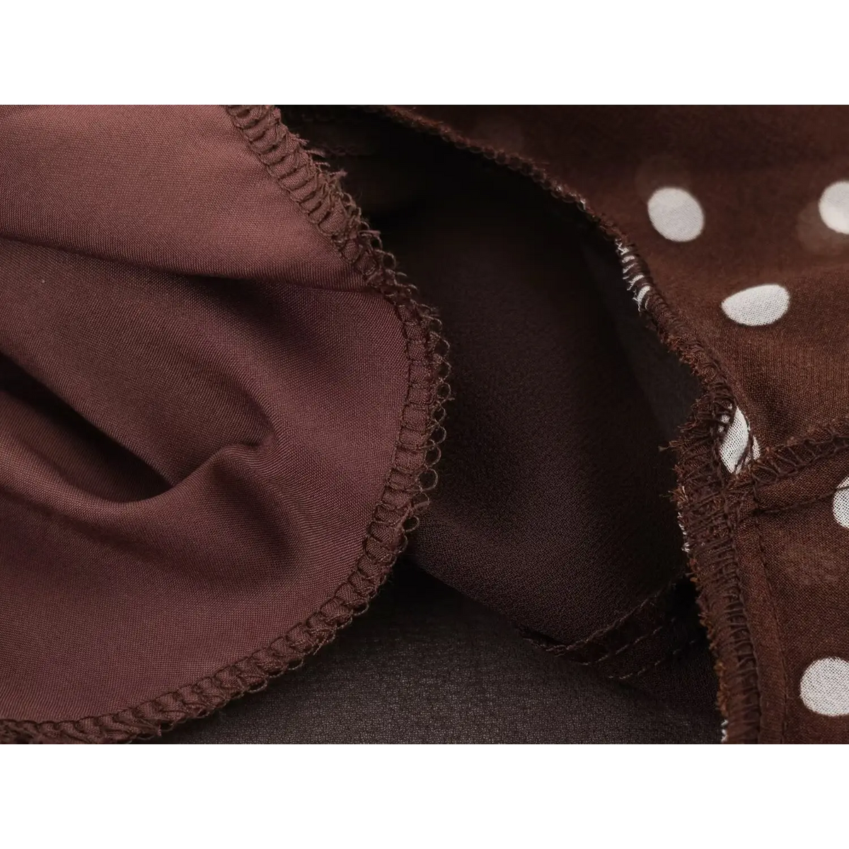 Close-up of lining and overlocked hem