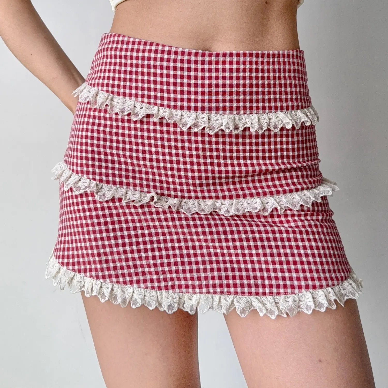 Triple white lace ruffle red gingham micro mini skirt, ruched slim high waist cottagecore casual short skirt