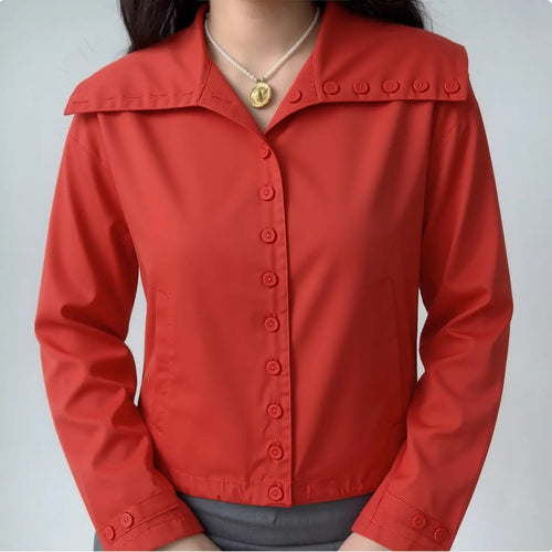 Red oversized collar cropped utility jacket model wearing shot, big lapel flatter neck loose drop shoulder hide arm cropped fit lengthen waist vintage commuter daily outfit display