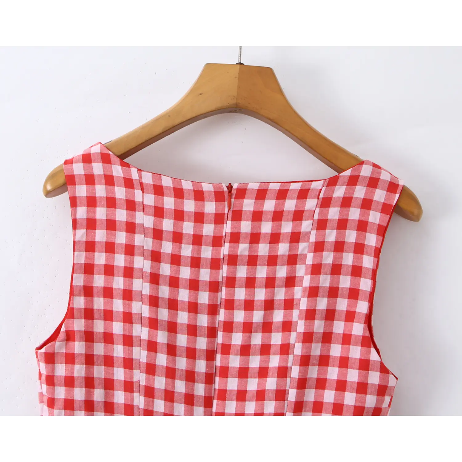 Hanging back bodice close‑up center back zipper red gingham sleeveless mini dress