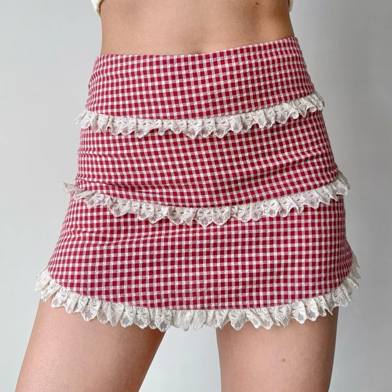 Red gingham tiered mini skirt with white lace ruffle trim, high waist slim fit vintage y2k micro skirt for women summer