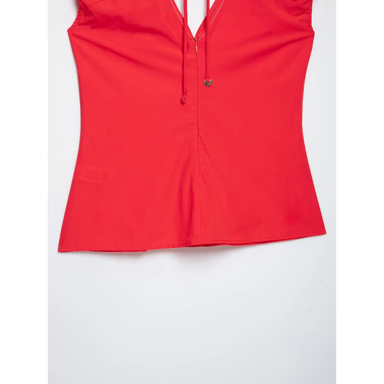 Front full shot red fitted V-neck poplin top with center zipper and contrast stitching