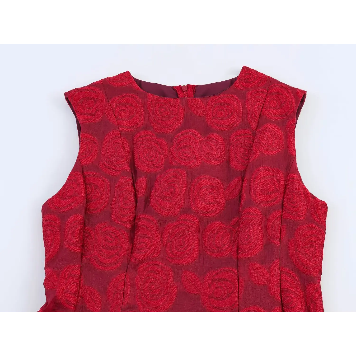 Close‑up of round neck front bodice and jacquard fabric