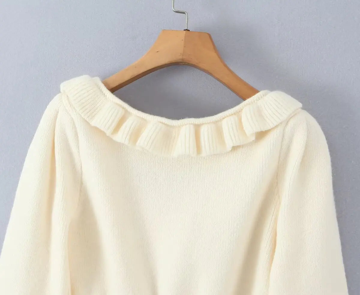 Close-up of back neckline ruffle trim