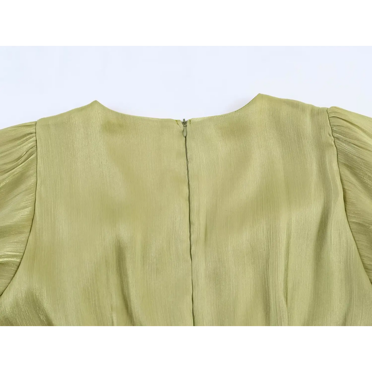 Close-up of back neckline