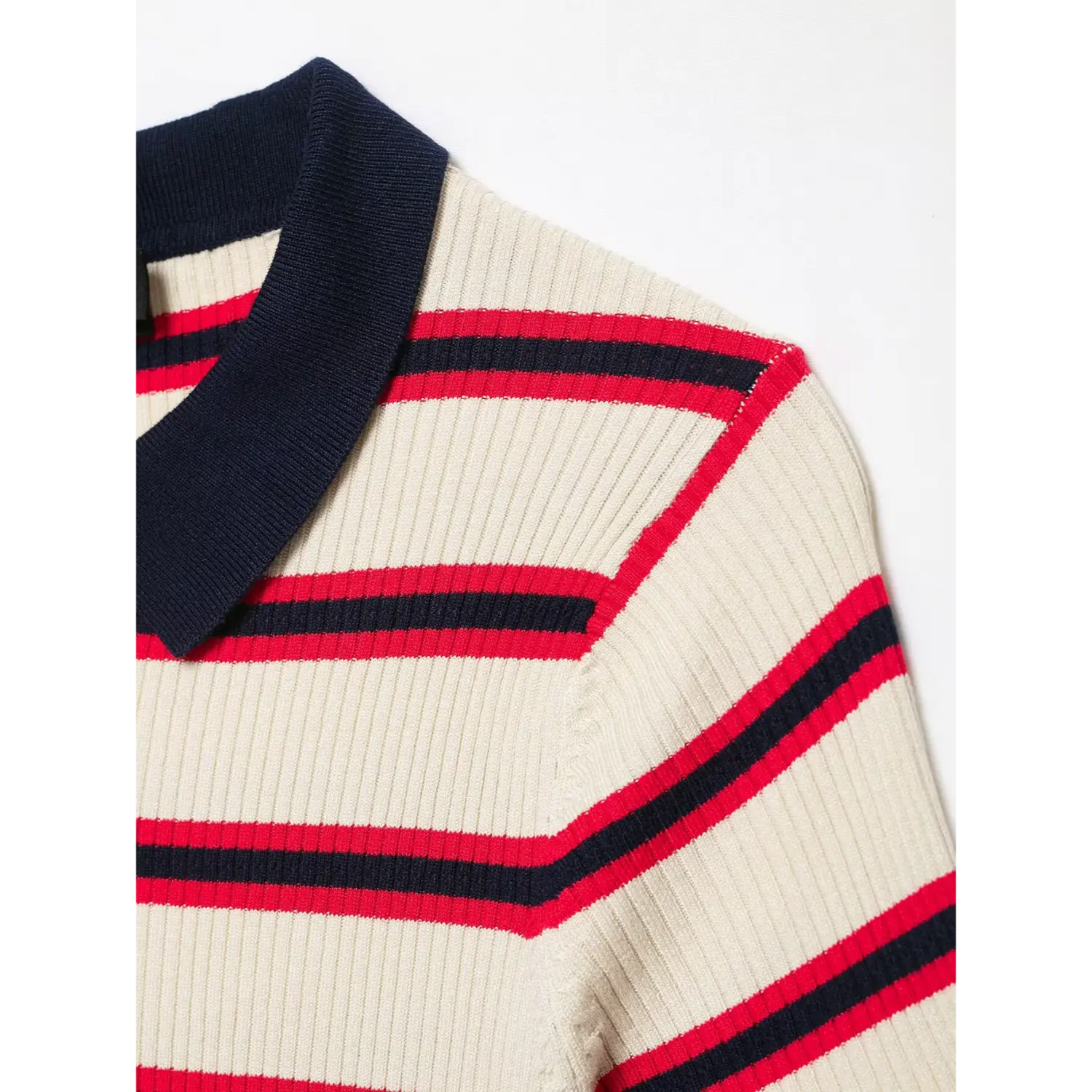 Shoulder and sleeve close-up, shoulder seam, fine vertical rib knit, cream red navy color stripe arrangement