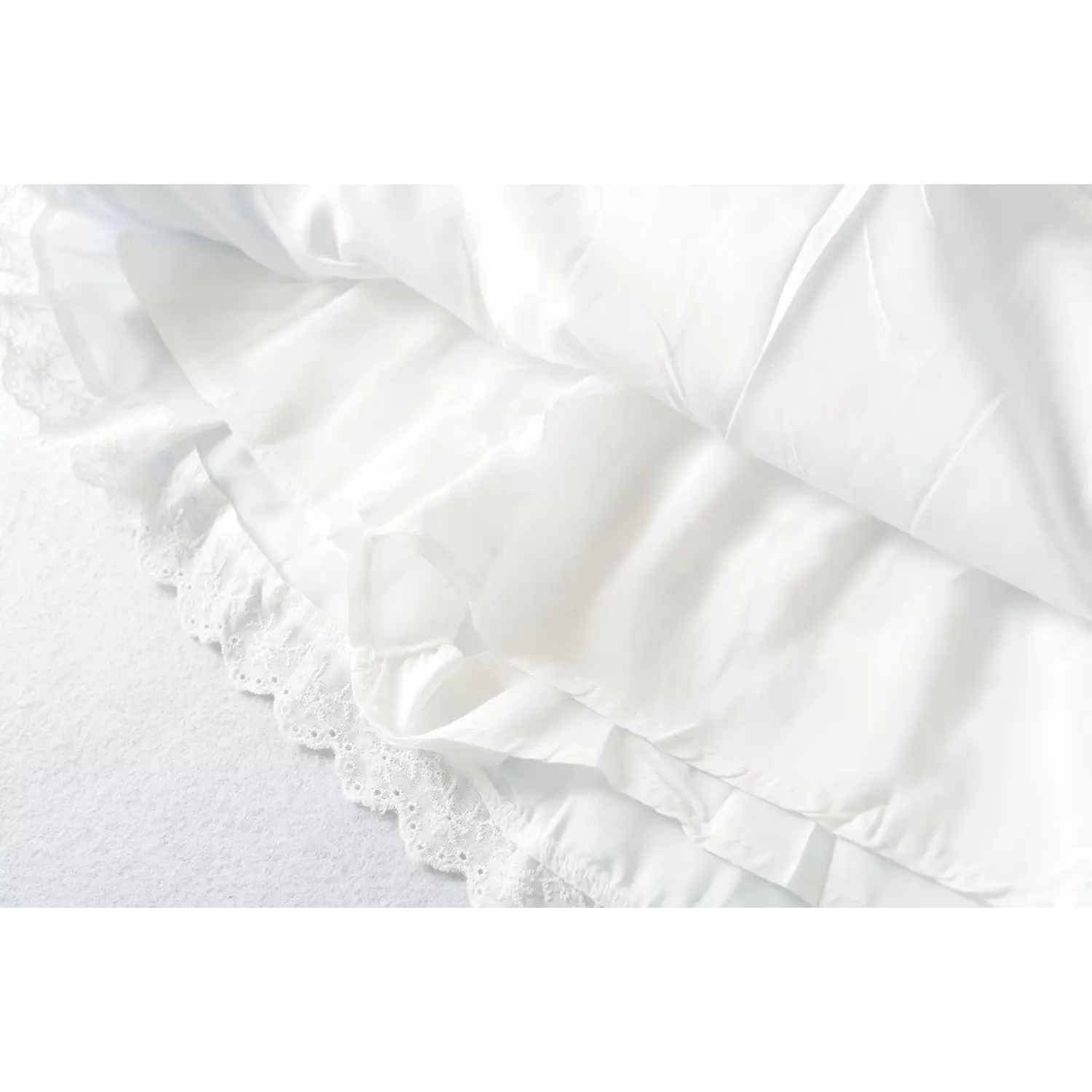 Skort full solid safety lining inner layer macro close-up, smooth non-sheer fabric double anti-chafing inner structure daily wear lining shot
